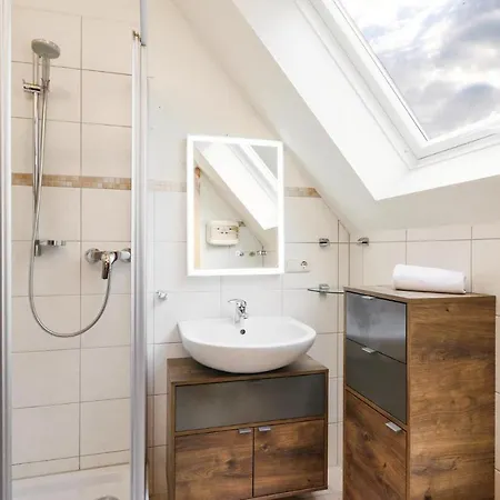 דירה In With Wifi *